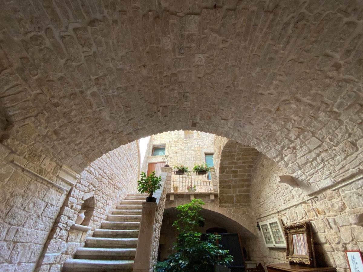 Palazzo Morola XIV Century Appartement Giovinazzo Buitenkant foto