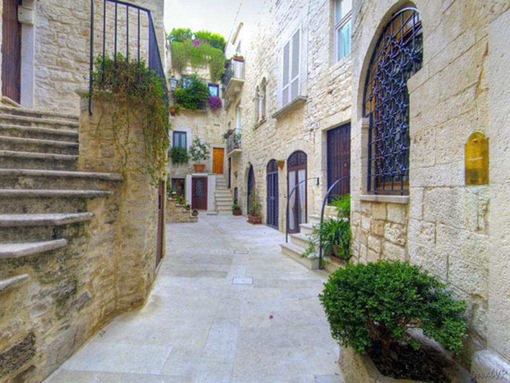 Palazzo Morola XIV Century Appartement Giovinazzo Buitenkant foto