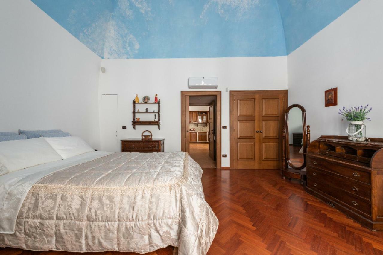 Palazzo Morola XIV Century Appartement Giovinazzo Buitenkant foto