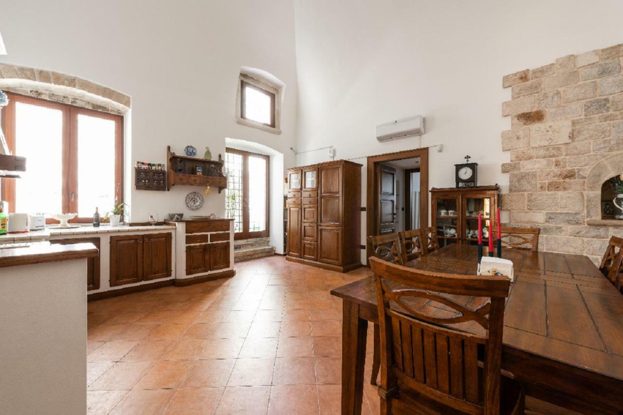 Palazzo Morola XIV Century Appartement Giovinazzo Buitenkant foto