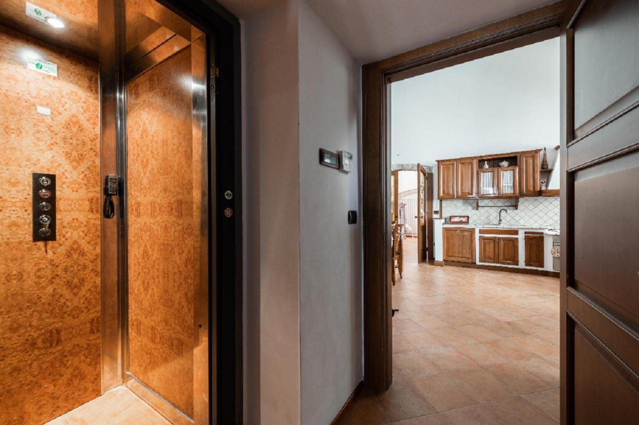Palazzo Morola XIV Century Appartement Giovinazzo Buitenkant foto
